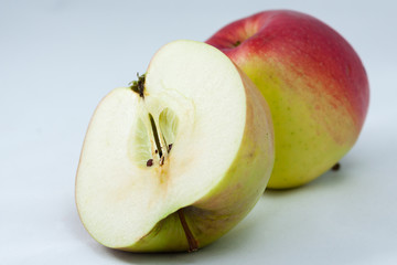 jabłka