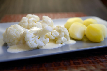 Blumenkohl und Kartoffeln