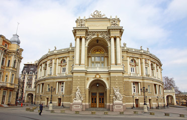 Fototapeta na wymiar Odessa National Academic Theater of Opera and Ballet, Ukraine
