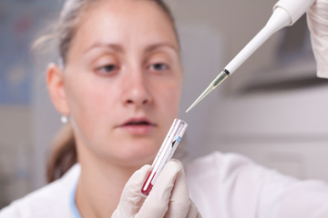 Micro pipette with blood