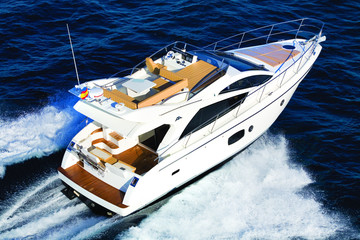 motor boat