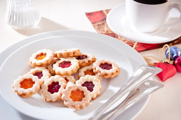 Jam-filled christmas biscuits
