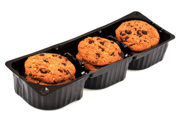 Cookies aux pétites de chocolat dans l'emballage