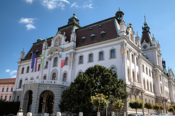 Fototapeta na wymiar Uniwersytet w Lublanie, Słowenia