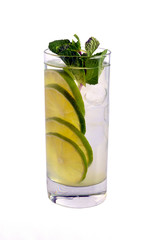lemonade with lime and ice