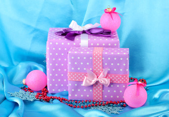 Beautiful purple in peas gifts with pink Christmas balls,