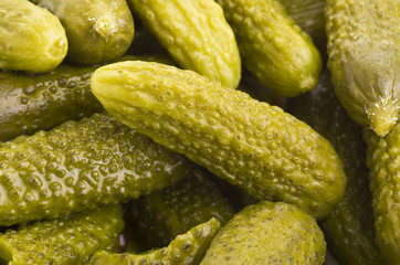 pickled cucumbers  