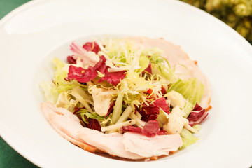 salad with chicken