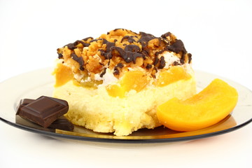 Cheesecake with peaches