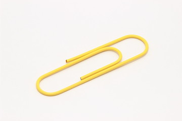 Büroklammer Gelb