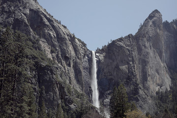 Obraz premium Yosemite National Park waterfall