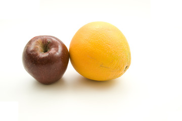 Fototapeta premium Orange und Roter Apfel