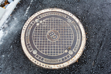 Deckel zur Kanalisation