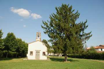 Fototapeta na wymiar Kościół św Jana z drzewa