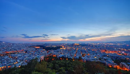 Fototapeten Athen nach Sonnenuntergang © elxeneize