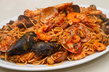 spaghetti with seafood