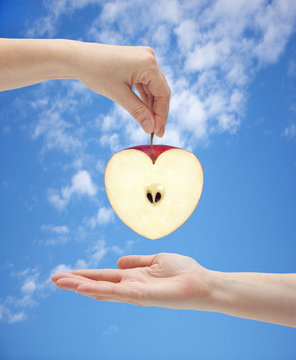 apple heart 2