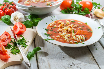 Tomato soup made ​​of fresh vegetables