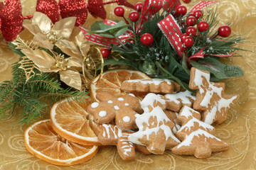 needles. orange slices and gingerbreads