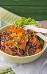 Black quinoa salad