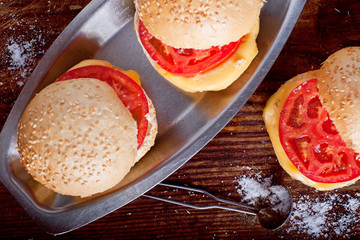 Sandwich with cheese and tomato
