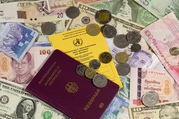 Reiseunterlagen und Wechselgeld
