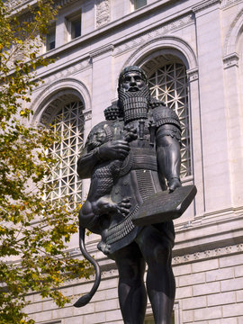 City Hall and the statue of Ashurbanipal in San Francisco USA