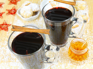 Glühwein und Plätzchen