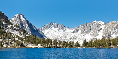 Sierra Nevada Alpine Lake Scenery - obrazy, fototapety, plakaty