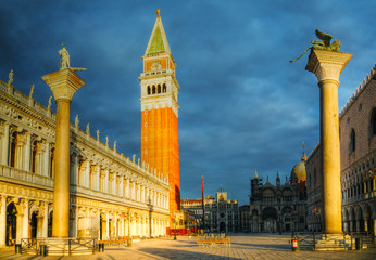 Fototapeta na wymiar San Marco square w Wenecja, Włochy