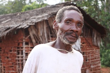 chef de tribu pygmée au cameroun