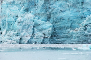 Fototapeta na wymiar Esmark na lodowiec na Spitsbergenie (Svalbard)