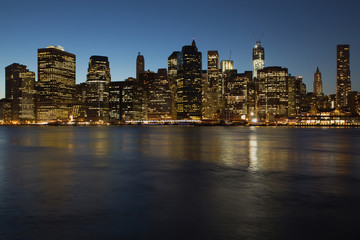 Fototapeta na wymiar Lower Manhattan w nocy