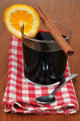 Vin chaud orange et cannelle
