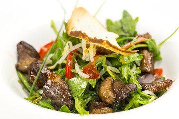 Салат из утки и рукколы