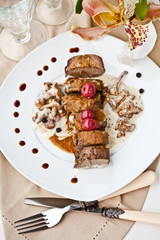 Roe Deer Back with Chanterelles Sauce