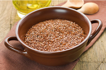 Linseed oil and flax seeds