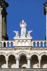Fototapeta na wymiar Notre-Dame de Laon