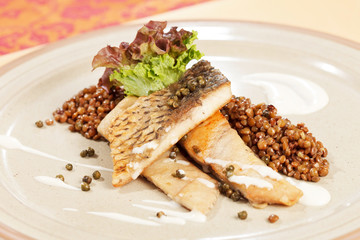 carp with green lentil