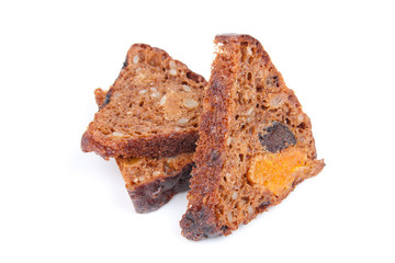 bread with dry fruits
