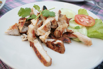 grilled pork with spicy dipped sauce