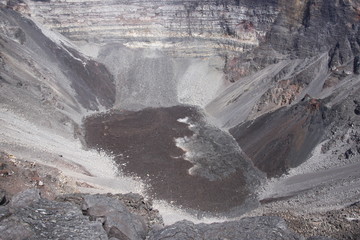 Cratère Dolomieu du Piton de la Fournaise, La Réunion