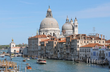 Fototapeta na wymiar Venice: Santa Maria della Salute church