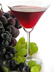 red wine in glass and graphes black and white