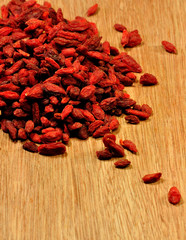 dried , organic goji berries