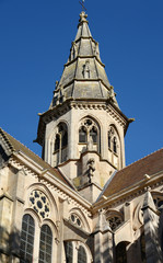 Fototapeta na wymiar Kirche Notre Dame / Semur-en-Auxois, Burgundia