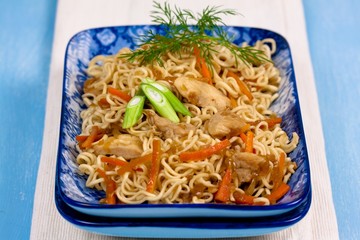 Asiatische Nudeln