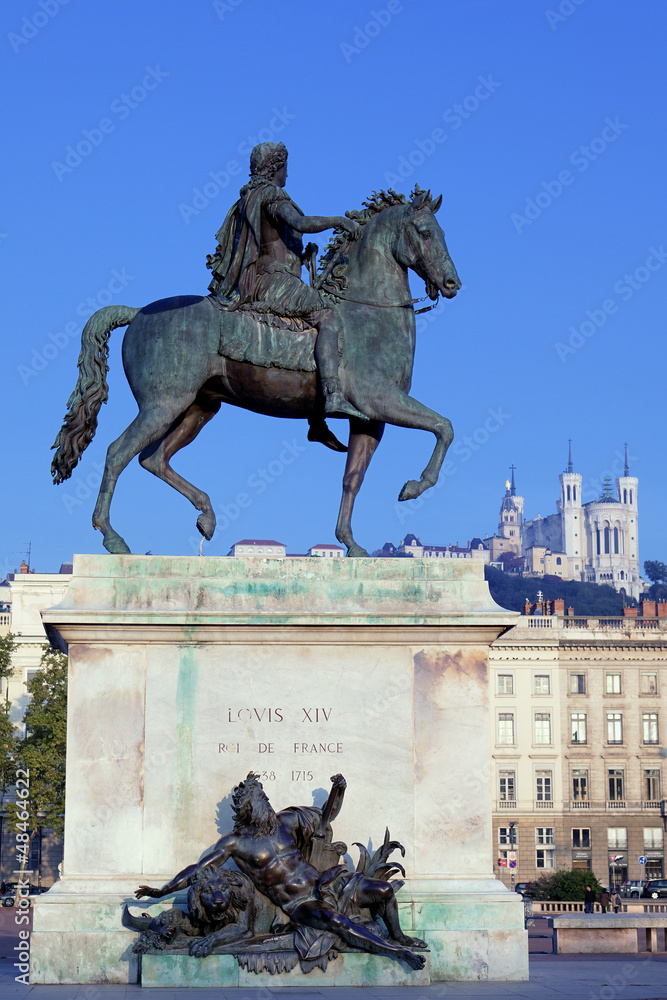 Wall mural statue and Fourviere basilic