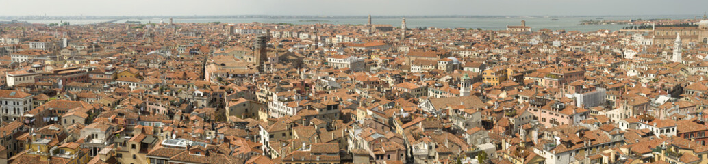 Fototapeta na wymiar Wenecja skyline