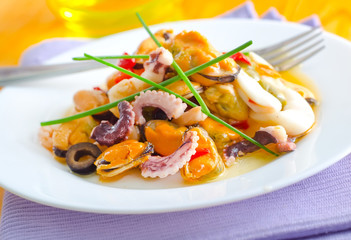 salad with seafood